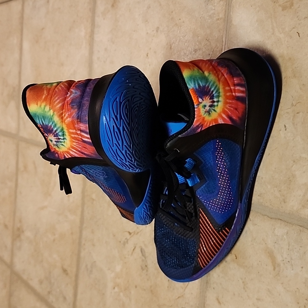 Nike Kyrie Flytrap 5 - image 4